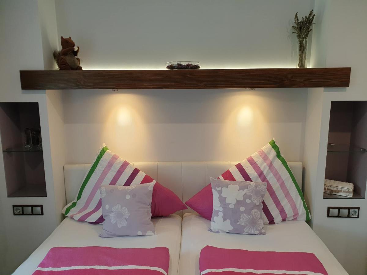 Titi Classic & Trendy Apartman บุค ภายนอก รูปภาพ